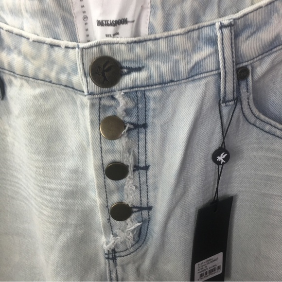 NEW One Teaspoon Jeans Saints Florence Destroyed Jeans Size 26 - Picture 7 of 10